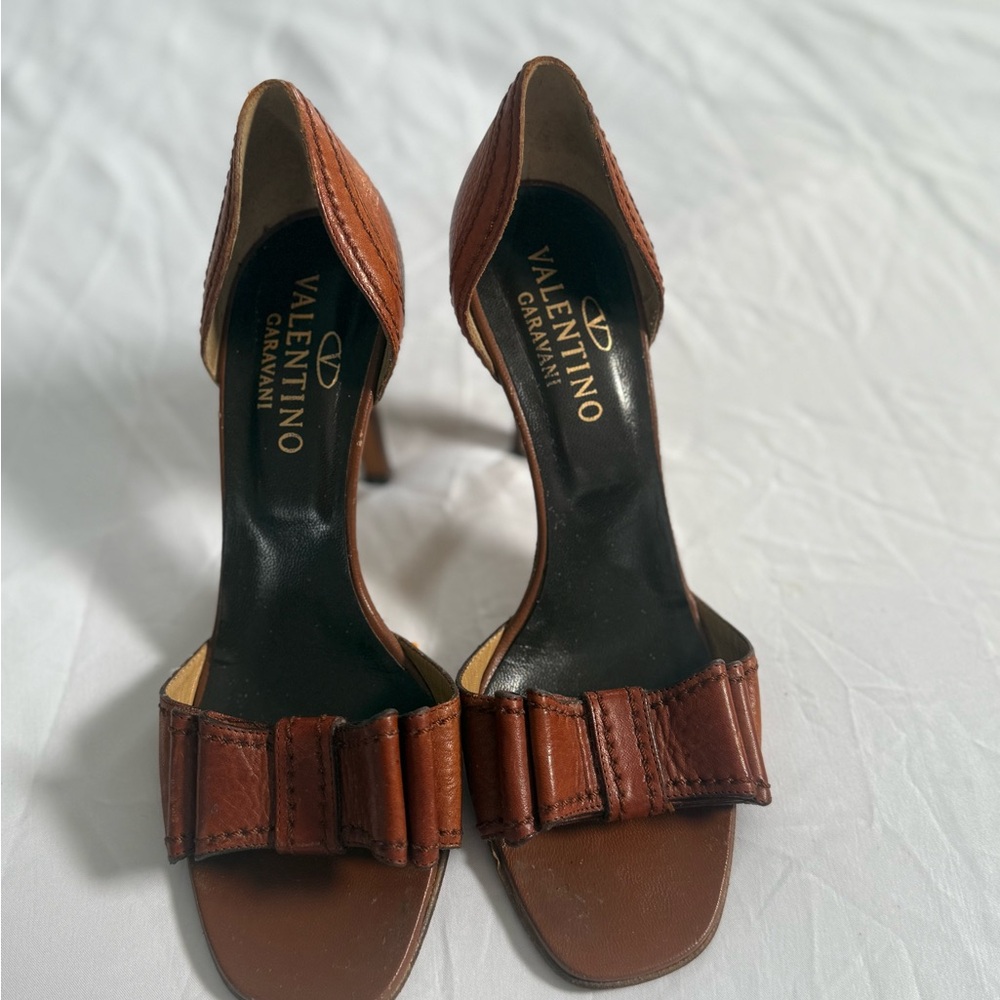 Valentino Garavani Rich Brown Bow Heels